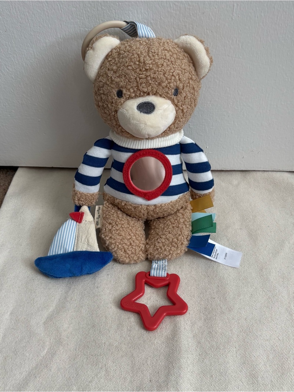 NWOT Itzy Ritzy Bitzy Traveler Bear Plush Baby Activity Toy Teether Sensory